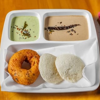 Idli Vada